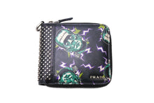 画像をギャラリービューアに読み込む, PRADA プラダ 二つ折り財布 フランケンシュタイン スタッズ 2mo004sasf-ment-zz ブラック グリーン 良品 中古 66329 