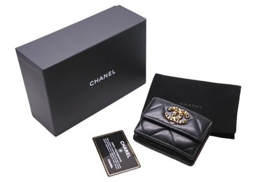 CHANEL シャネル 19 三つ折り財布 ココマーク AP1789 ラムスキン マトラッセ ゴールド金具 ブラック 美品 中古 66334