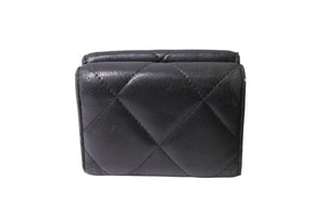 CHANEL シャネル 19 三つ折り財布 ココマーク AP1789 ラムスキン マトラッセ ゴールド金具 ブラック 美品 中古 66334