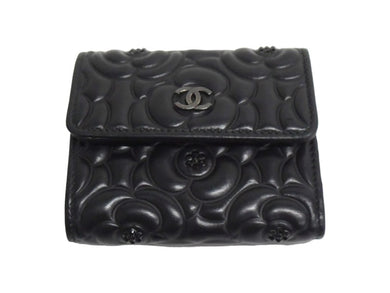 CHANEL シャネル 三つ折り財布 24番台 カメリア ココマーク ラインストーン ラムスキン ブラック ウォレット 美品 中古 66341