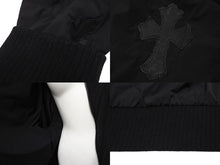 Load image into Gallery viewer, CHROME HEARTS クロムハーツ ライトダウンジャケット サイズXL ブラック ナイロン クロスパッチ9枚 シルバー925 美品 中古 66351