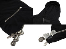 Load image into Gallery viewer, CHROME HEARTS クロムハーツ ライトダウンジャケット サイズXL ブラック ナイロン クロスパッチ9枚 シルバー925 美品 中古 66351
