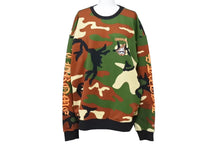 Load image into Gallery viewer, 新品同様 ChromeHearts クロムハーツ MattyBoy マッティボーイ Caution Crewneck スウェット カモ ブラウン サイズXL 中古 66356