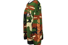 Load image into Gallery viewer, 新品同様 ChromeHearts クロムハーツ MattyBoy マッティボーイ Caution Crewneck スウェット カモ ブラウン サイズXL 中古 66356