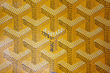 画像をギャラリービューアに読み込む, 新品未使用 GOYARD ゴヤール プリュメ ポーチウォレット 二つ折り財布 PLUMETPMLTY08CL08P イエロー シルバー金具 中古 66379
