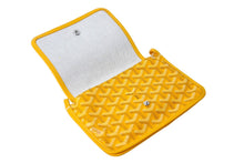 画像をギャラリービューアに読み込む, 新品未使用 GOYARD ゴヤール プリュメ ポーチウォレット 二つ折り財布 PLUMETPMLTY08CL08P イエロー シルバー金具 中古 66379
