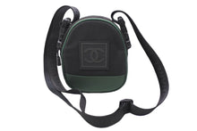 Load image into Gallery viewer, CHANEL シャネル ココマーク スポーツライン ショルダーバッグ 8番台 ブラック グリーン キャンバス 美品 中古 66381