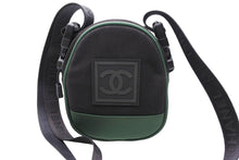 Load image into Gallery viewer, CHANEL シャネル ココマーク スポーツライン ショルダーバッグ 8番台 ブラック グリーン キャンバス 美品 中古 66381
