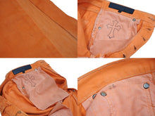 Load image into Gallery viewer, ChromeHearts クロムハーツ ギャラリーデプト リーバイス クロスパッチフレアデニムパンツ オレンジ サイズ28 美品 中古 66398
