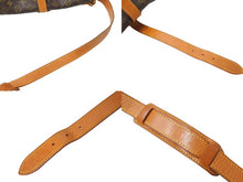 Load image into Gallery viewer, Louis Vuitton ルイヴィトン ソミュール35 ショルダーバッグ M42254 モノグラム キャンバス ブラウン ゴールド金具 美品 中古 66413