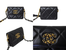 Load image into Gallery viewer, 極美品 CHANEL シャネル チェーンショルダーポーチ 31番台 ココマーク ラムスキン ブラック ゴールド シルバー 中古 66417