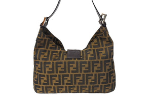 FENDI フェンディ ワンショルダーバッグ ズッカ柄 マンマバケット キャンバス レザー シルバー金具 ブラウン 美品 中古 66424 