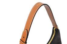Load image into Gallery viewer, 極美品 CELINE セリーヌ ワンショルダーバッグ トリオンフ 19395 2BZJ PVC レザー ブラウン ゴールド金具 総柄 中古 66425