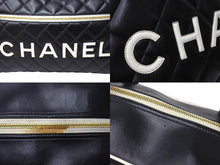 Load image into Gallery viewer, CHANEL シャネル ボストンバッグ 3番台 キルティング ブラック ホワイト ロゴ カーフスキン ゴールド金具 美品 中古 66426