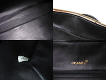 Load image into Gallery viewer, CHANEL シャネル ボストンバッグ 3番台 キルティング ブラック ホワイト ロゴ カーフスキン ゴールド金具 美品 中古 66426