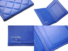 Load image into Gallery viewer, CHANEL シャネル カードケース 22番台 ココマーク ラムスキン キルティング ブルー シルバー金具 美品 中古 66427