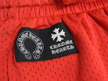 Load image into Gallery viewer, 新品未使用 CHROME HEARTS クロムハーツ MATTY BOY MESH VARSITY SHORTS ハーフパンツ メッシュパンツ サイズM レッド 中古 66480
