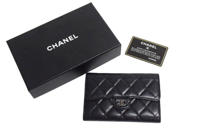 CHANEL シャネル マトラッセ 二つ折り財布 フラップウォレット 10番台 ココマーク ブラック ラムスキン 良品 中古 66484