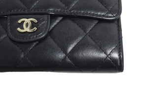CHANEL シャネル マトラッセ 二つ折り財布 フラップウォレット 10番台 ココマーク ブラック ラムスキン 良品 中古 66484