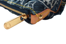 Load image into Gallery viewer, 極美品 LOUIS VUITTON ルイヴィトン トゥルースレイエ ポーチ M95335 モノグラム デニム ゴールド金具 小物入れ 中古 66495