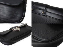 Load image into Gallery viewer, 極美品 LOUIS VUITTON ルイヴィトン ポシェット モンテーニュ ワンショルダーバッグ M59292 エピ レザー ブラック シルバー金具 中古 66503