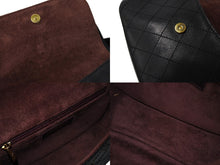 Load image into Gallery viewer, CHANEL シャネル Wフラップ マトラッセ ショルダーバッグ ココマーク 24番台 ラムスキン ブラック ゴールド金具 美品 中古 66510