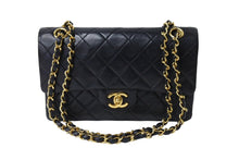 Load image into Gallery viewer, CHANEL シャネル チェーンショルダーバッグ マトラッセ23 Wフラップ ラムスキン 0番台 ブラック ゴールド 美品 中古 66519