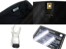 Load image into Gallery viewer, 極美品 CHANEL シャネル マトラッセ チェーンショルダーバッグ 31番台 ラムスキン ブラック マッドゴールド金具 中古 66520