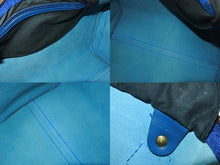 Load image into Gallery viewer, LOUIS VUITTON ルイヴィトン スピーディ30 エピ ボストンバッグ M43005 PVC レザー ブルー ゴールド金具 美品 中古 66523