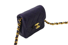 Load image into Gallery viewer, 極美品 CHANEL シャネル ミニ マトラッセ チェーン ショルダーバッグ 1番台 パープル ゴールド ラムスキン ゴールド金具 ココマーク 中古 66533