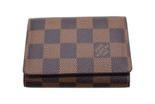 Load image into Gallery viewer, 極美品 LOUIS VUITTON ルイヴィトン アンヴェロップ カルト ドゥ ヴィジット カードケース N62920 ダミエ ブラウン 中古 66540