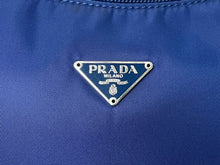 画像をギャラリービューアに読み込む, 極美品 PRADA プラダ ハンドバッグ MV515 ホーボー ミニバッグポーチ 三角ナイロン ブルー シルバー金具 中古 66549 