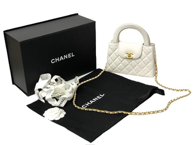 極美品 CHANEL シャネル マトラッセ ミニショッピングバッグ ランダム番台 シャイニーエイジドカーフスキン ホワイト 中古 66565