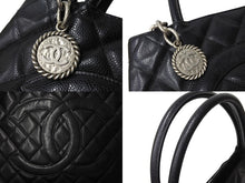 Load image into Gallery viewer, CHANEL シャネル 復刻トート トートバッグ 10番台 ココマーク カーフスキン キルティング ブラック シルバー金具 美品 中古 66575