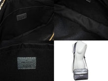 Load image into Gallery viewer, 極美品 LOUIS VUITTON ルイヴィトン アウトドア メッセンジャー ショルダーバッグ M30830 タイガラマ モノグラム シルバー 中古 66630