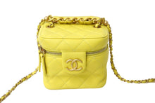 Load image into Gallery viewer, 新品同様 CHANEL シャネル ココマーク バニティ 2WAYショルダーバッグ ラムスキン 22AW AS3357 イエロー ゴールド金具 中古 66640