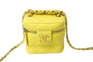 新品同様 CHANEL シャネル ココマーク バニティ 2WAYショルダーバッグ ラムスキン 22AW AS3357 イエロー ゴールド金具 中古 66640