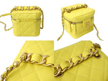 Load image into Gallery viewer, 新品同様 CHANEL シャネル ココマーク バニティ 2WAYショルダーバッグ ラムスキン 22AW AS3357 イエロー ゴールド金具 中古 66640