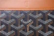 Load image into Gallery viewer, 新品未使用 GOYARD ゴヤール マティニョンPM ブラック ブラウン PVCコーティングレザー レザー ラウンドファスナー 66651