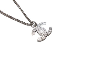 極美品 CHANEL シャネル ココマーク ラインストーン ネックレス F12W シルバー メタル アクセサリー 5g 小物 ジュエリー ロゴ 中古 66658