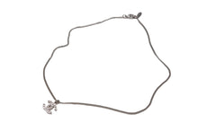 Load image into Gallery viewer, 極美品 CHANEL シャネル ココマーク ラインストーン ネックレス C11V シルバー メタル アクセサリー 小物 ジュエリー ロゴ 中古 66659