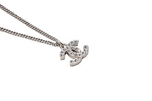 Load image into Gallery viewer, 極美品 CHANEL シャネル ココマーク ラインストーン ネックレス C11V シルバー メタル アクセサリー 小物 ジュエリー ロゴ 中古 66659