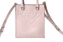 画像をギャラリービューアに読み込む, PRADA プラダ ハンドバッグ ショルダーバッグ 2WAY 1BA333 三角ロゴ カーフスキン ピンク シルバー金具 美品 中古 66707 