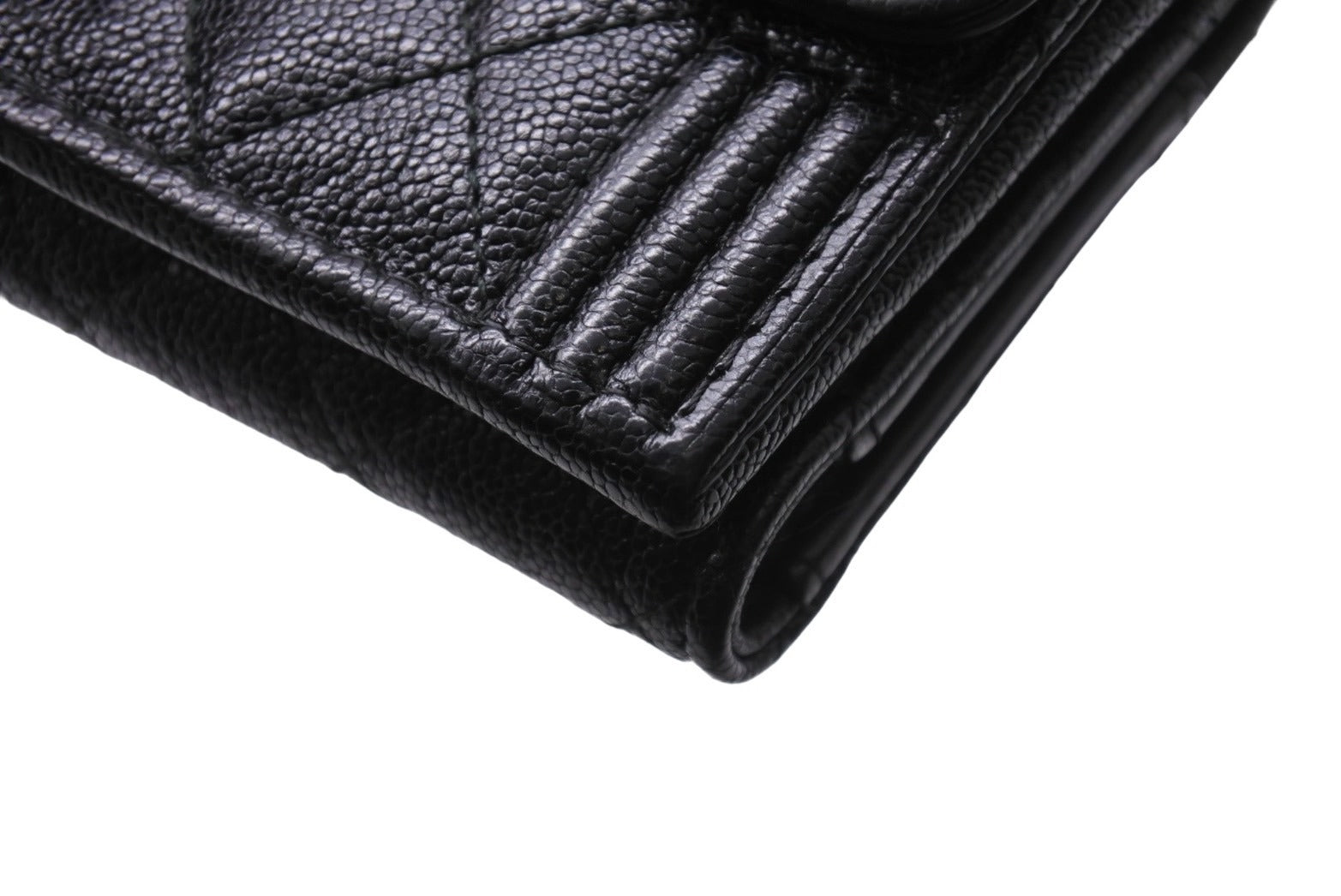 CHANEL シャネル ボーイシャネル 三つ折り財布 26番台