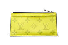 Load image into Gallery viewer, LOUIS VUITTON ルイヴィトン タイガラマ コインカード ホルダー カードケース イエロー M30950 シルバー金具 良品 中古 66747