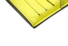 Load image into Gallery viewer, LOUIS VUITTON ルイヴィトン タイガラマ コインカード ホルダー カードケース イエロー M30950 シルバー金具 良品 中古 66747