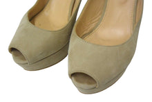 Load image into Gallery viewer, Sergio Rossi セルジオロッシ パンプス ヒール サイズ35 1/2 スウェード レザー ベージュ イタリア製 美品 中古 66758