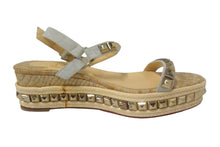 Load image into Gallery viewer, Christian Louboutin クリスチャンルブタン サンダル スタッズ ヴェッジソール ベージュ シルバー金具 美品 中古 66761