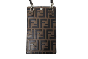 極美品 FENDI フェンディ ミニショルダーバッグ フォンケース 2WAY ズッカ柄 シルバー金具 ブラウン 中古 66797 