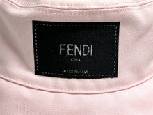 画像をギャラリービューアに読み込む, 同様に FENDI フェンディ ロゴ付き バケットハット ピンク コットン サイズM FXQ801 中古 66800 